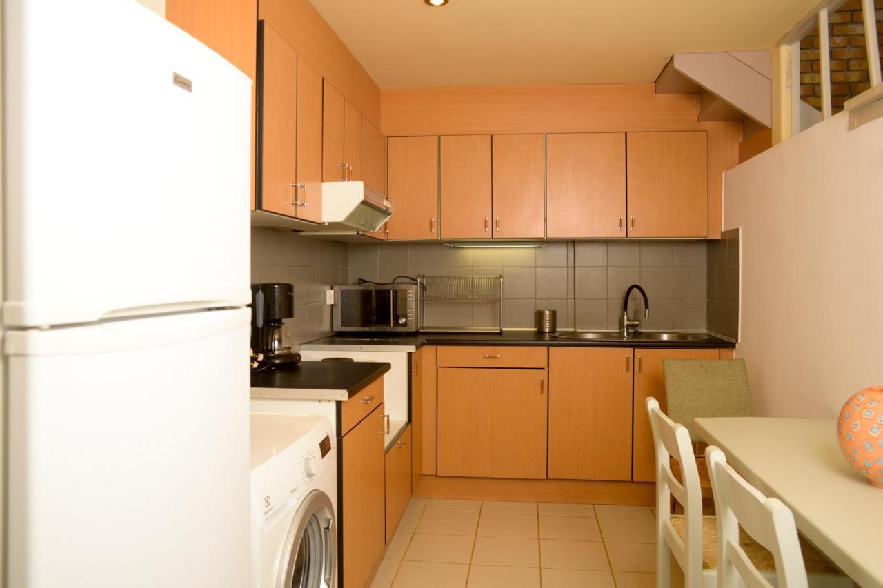 Agali 2 Superior Mezonet Front Of The Sea Apartment Akrogiali Екстериор снимка
