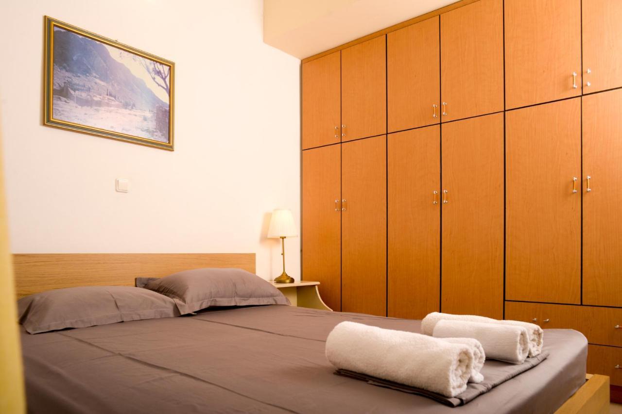 Agali 2 Superior Mezonet Front Of The Sea Apartment Akrogiali Екстериор снимка