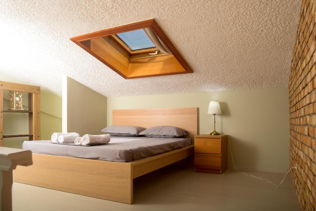 Agali 2 Superior Mezonet Front Of The Sea Apartment Akrogiali Екстериор снимка