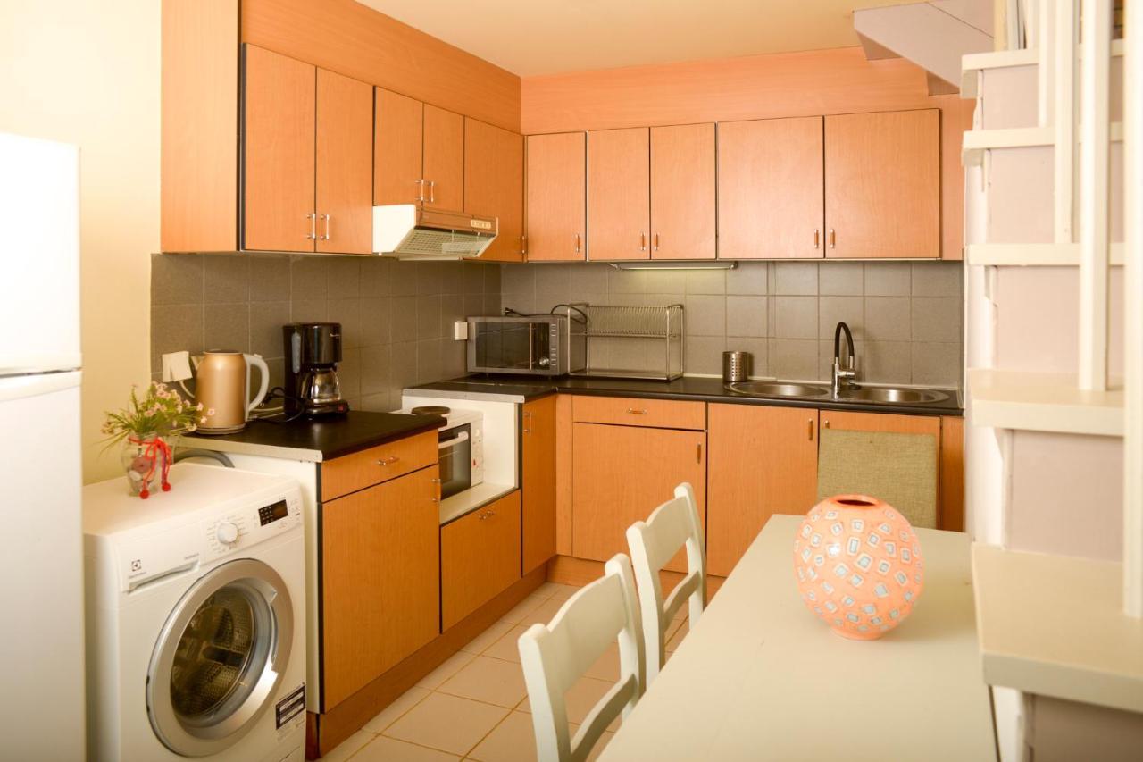 Agali 2 Superior Mezonet Front Of The Sea Apartment Akrogiali Екстериор снимка