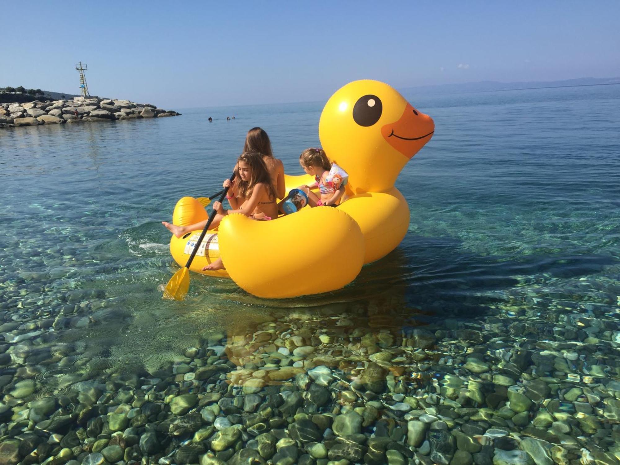 Agali 2 Superior Mezonet Front Of The Sea Apartment Akrogiali Екстериор снимка