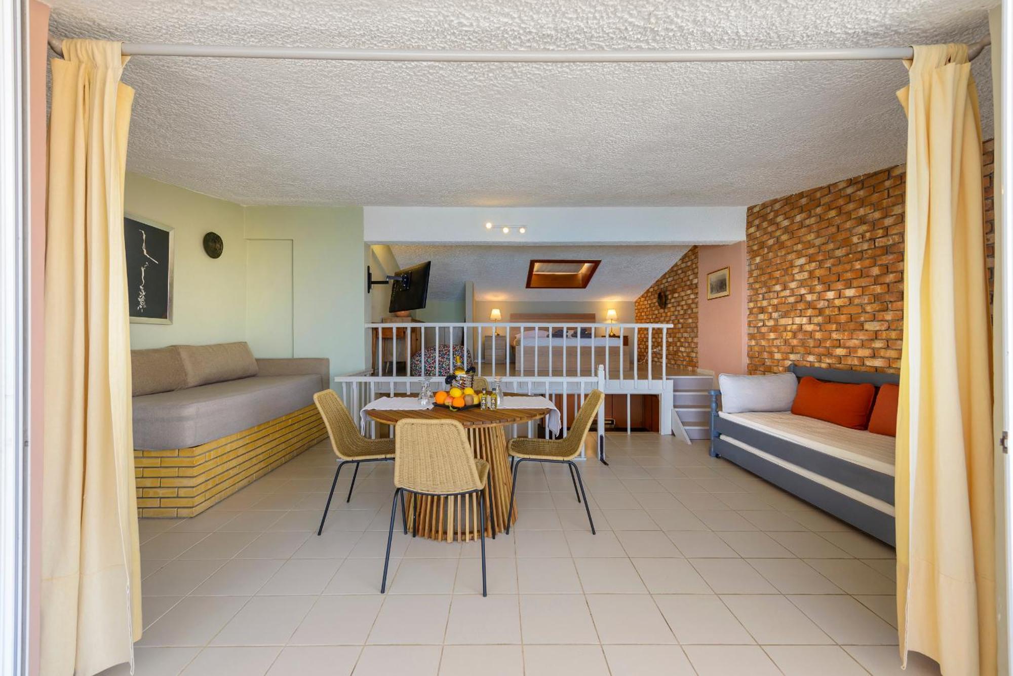 Agali 2 Superior Mezonet Front Of The Sea Apartment Akrogiali Екстериор снимка